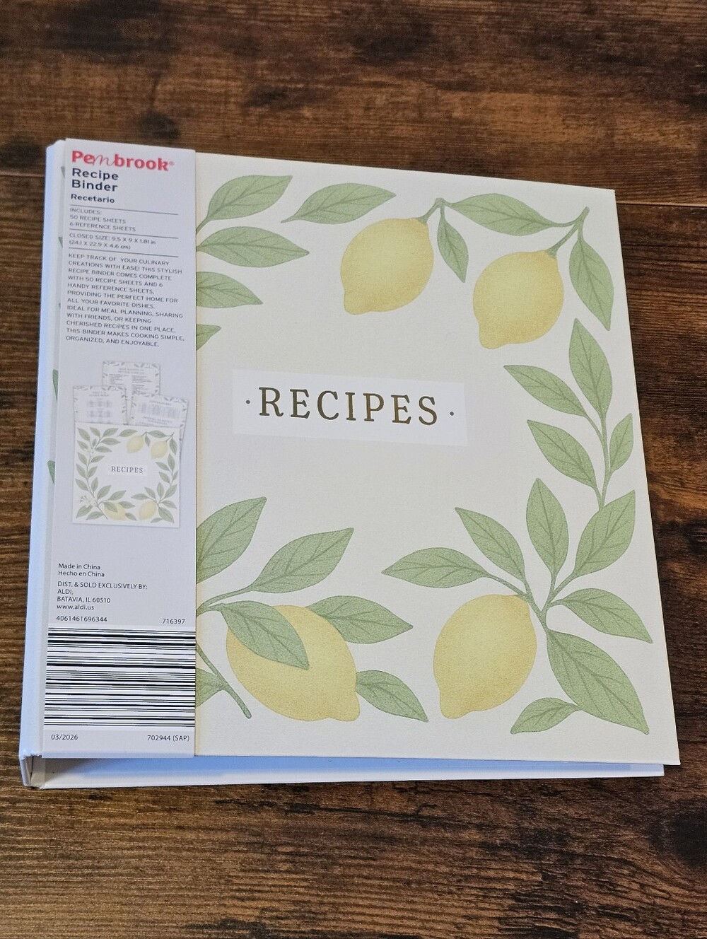 NWT Lemon Themed Organizer For Recipes